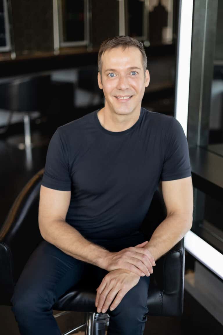 Nick Whitesell Stylist at Grove Salon